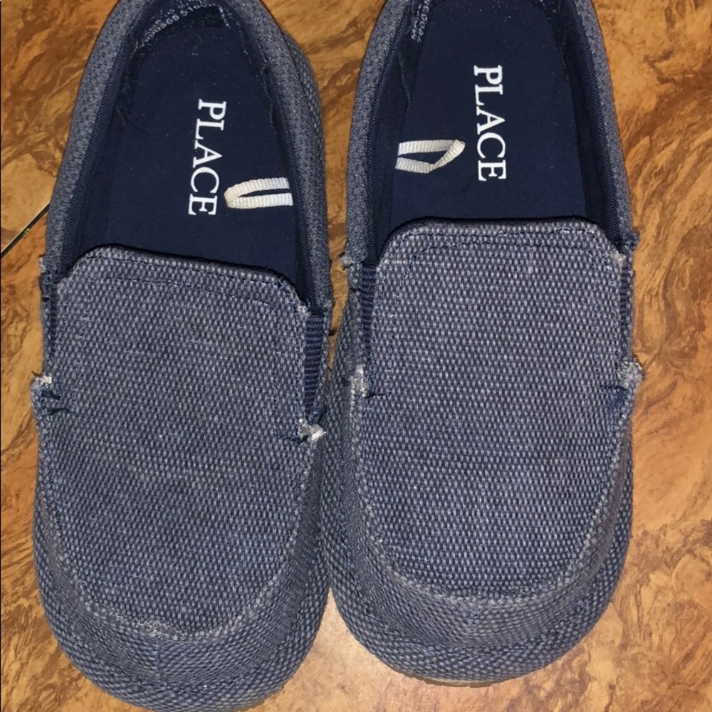 Children’s place dress shoes size 12